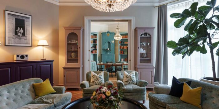 The Sparrow Hotel – Le Salon – En fransk eventlokal nära Stureplan, perfekt för middagar, möten och företagsevent.